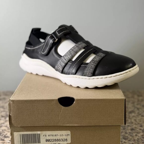 Clarks Teagan Step Sandals – Black Leather, Size 12 M - Picture 1 of 2